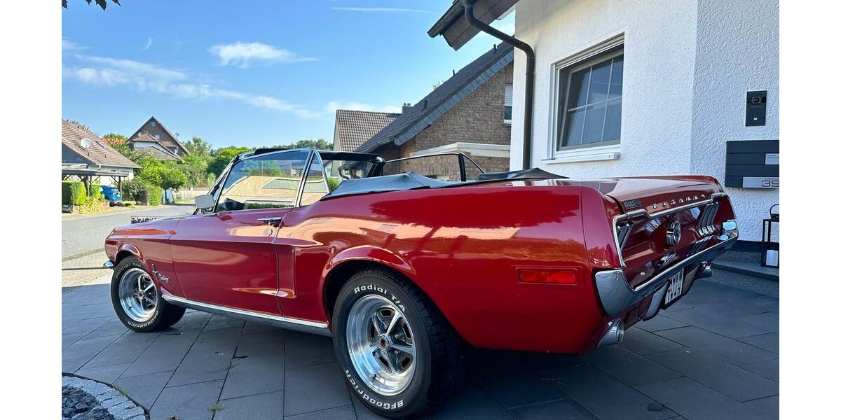 Ford Mustang 72.000 km 45.500 € Bonn 53177