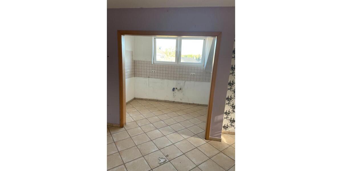 Dachgeschoßwohnung Nörvenich - 2 Zimmer, 80 m&sup2;, 650&euro; | Angebot:26345302
