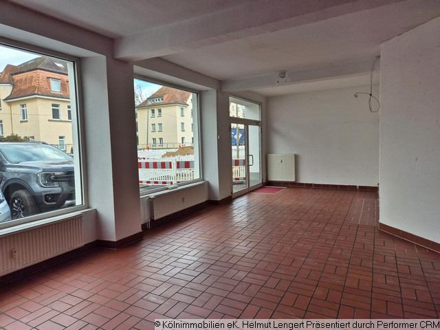 LADEN oder BÜRO oder PRAXIS in MARIENBURG an der STARK befahrenen BONNER STR in Höhe Andernacher zimmer