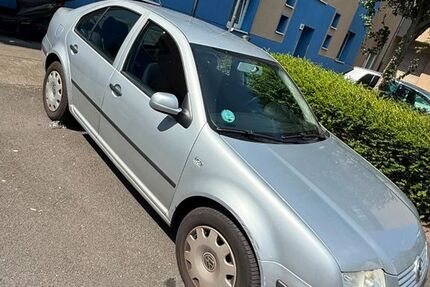 VW Bora 259.000 km 1.649 &euro; Köln 51149