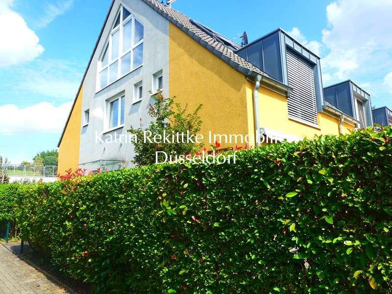 Haus zum Kaufen in Düsseldorf 850.000 € 153 m²