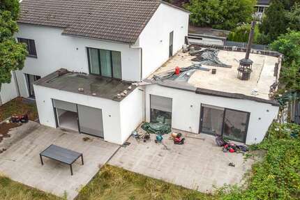 Haus zum Kaufen in Köln 975.000 € 210 m² 4 zimmer