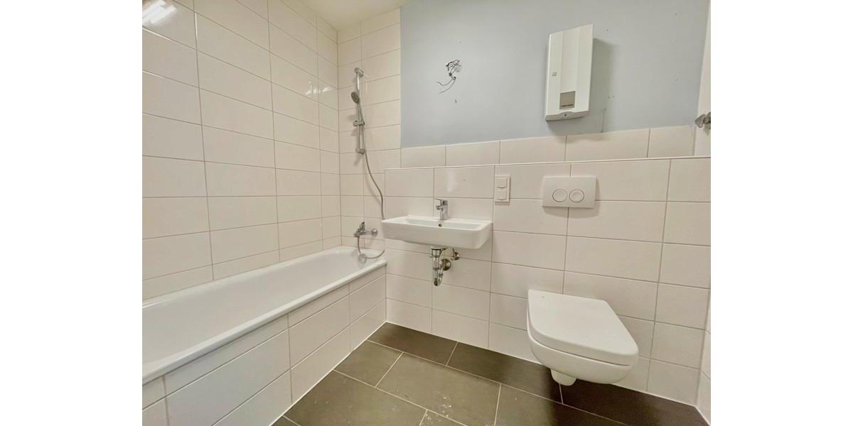 Geräumige 2-Zi.-Wohnung mit Balkon! 2 zimmer