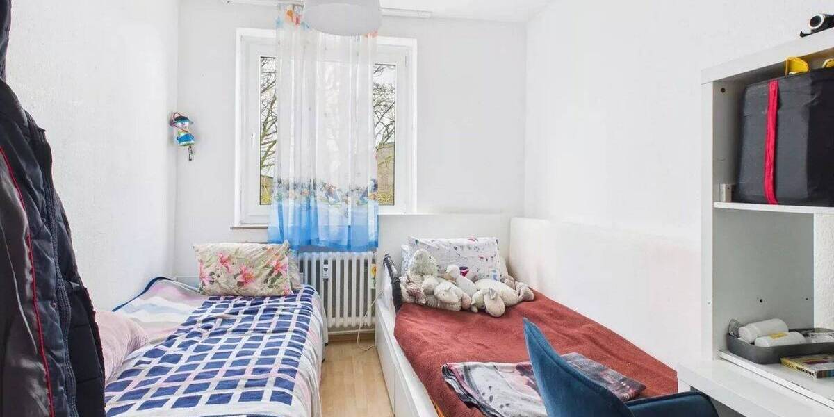 Etagenwohnung Köln Pesch - 4 Zimmer, 92 m&sup2;, 260.000&euro; | Angebot:26868717