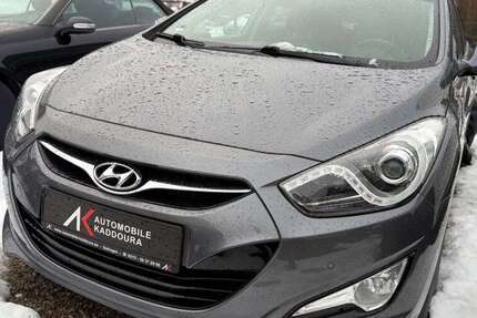 Hyundai i40 168.000 km 6.490 &euro; Solingen 42653