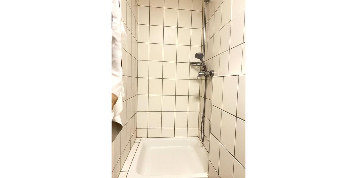 Etagenwohnung Bergisch Gladbach Gronau - 1 Zimmer, 37 m&sup2;, 345&euro; | Angebot:25103501