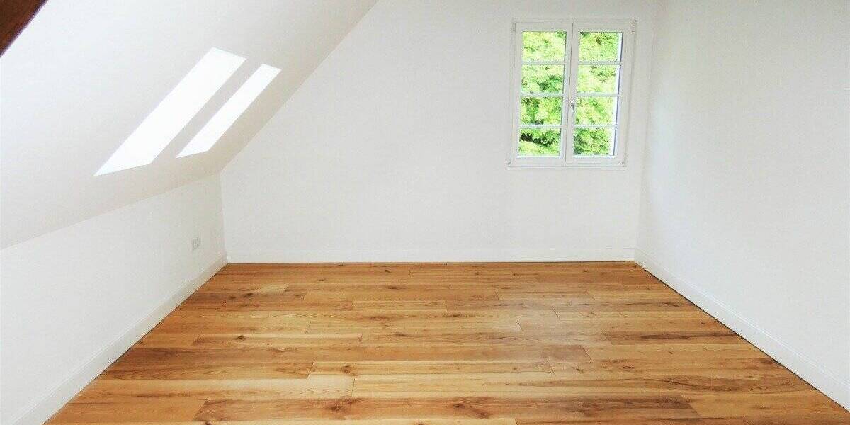 Einfamilienhaus Köln Dünnwald - 6 Zimmer, 240 m&sup2;, 3.500&euro; | Angebot:23951216