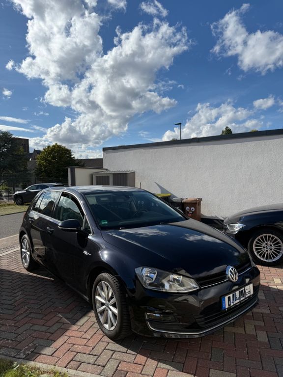 VW Golf 176.000 km 10.600 € Merzenich 52399