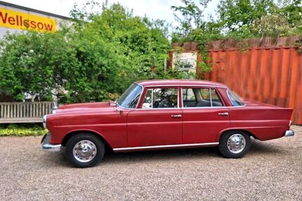 Mercedes-Benz 190 99.999 km 6.900 &euro; Köln Porz 51147