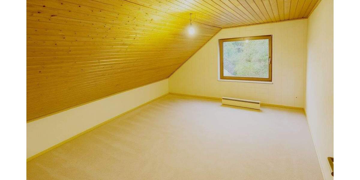 Etagenwohnung Rösrath Hoffnungsthal - 3 Zimmer, 107 m&sup2;, 229.000&euro; | Angebot:25708378