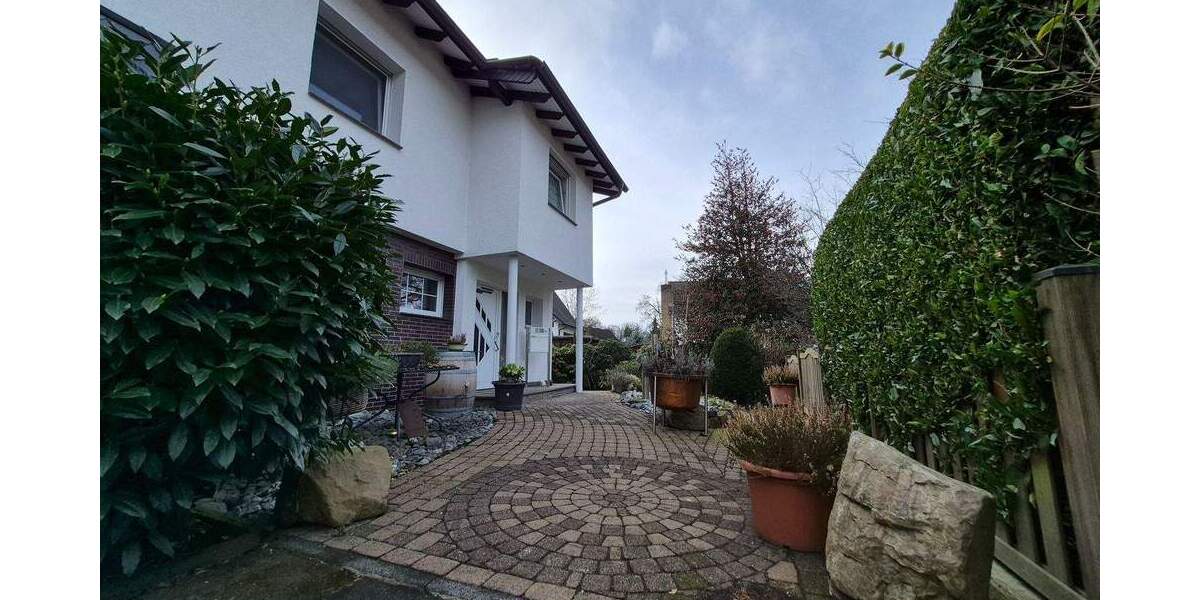 Reihenendhaus Bergisch Gladbach Paffrath - 6 Zimmer, 181 m&sup2;, 799.000&euro; | Angebot:25834759