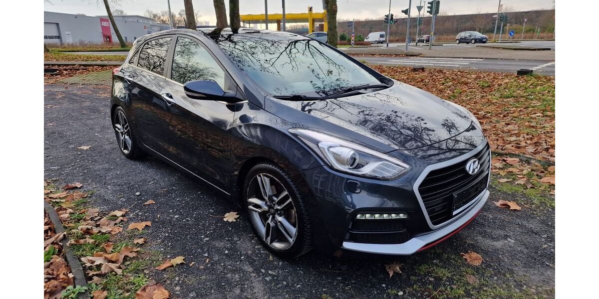 Hyundai i30 227.000 km 8.750 € Köln 51107