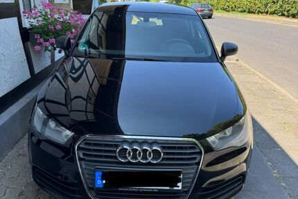 Audi A1 152.000 km 5.200 &euro; Troisdorf 53842