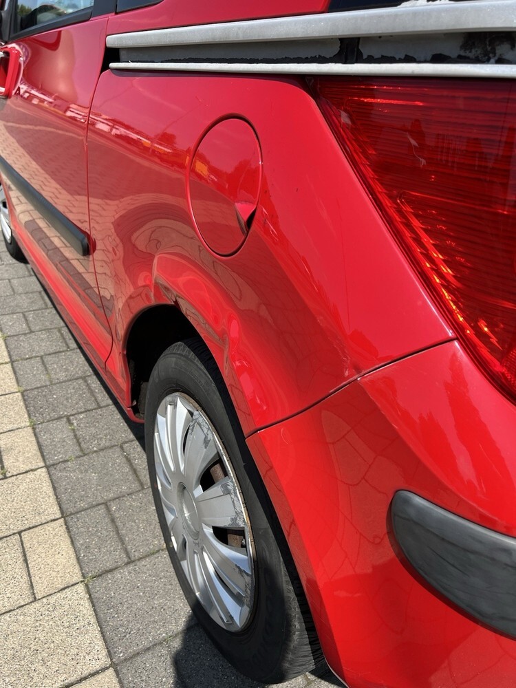 Peugeot 1007 119.000 km 2.270 € Neuss 41460