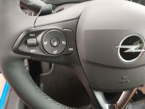Opel Corsa YES 5.858 km 22.490 &euro; HAAN 42781