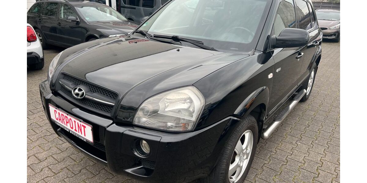 Hyundai TUCSON 233.900 km 4.950 € Brühl 50321
