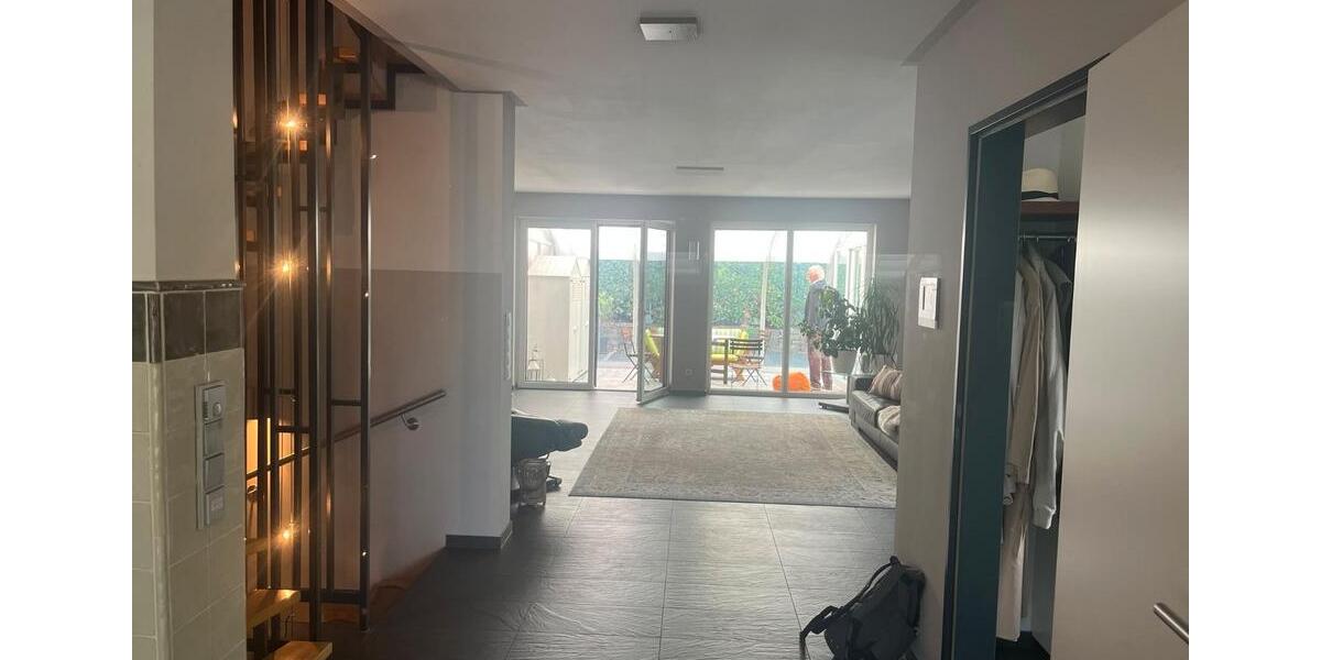 Doppelhaushälfte Hennef (Sieg) - 5 Zimmer, 130 m&sup2;, 1.800&euro; | Angebot:27614844