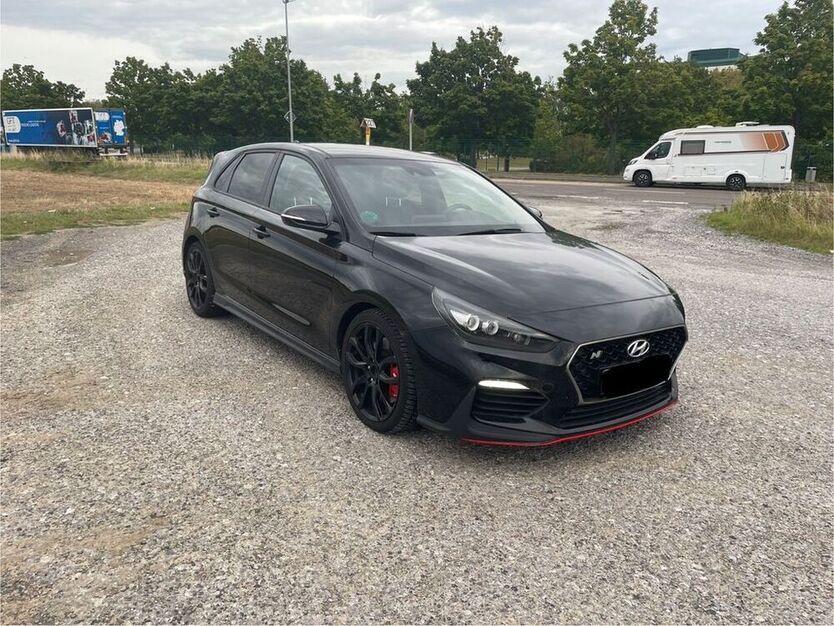 i30