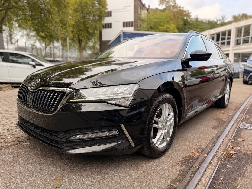 Skoda Superb 105.689 km 14.999 € Düsseldorf 40233