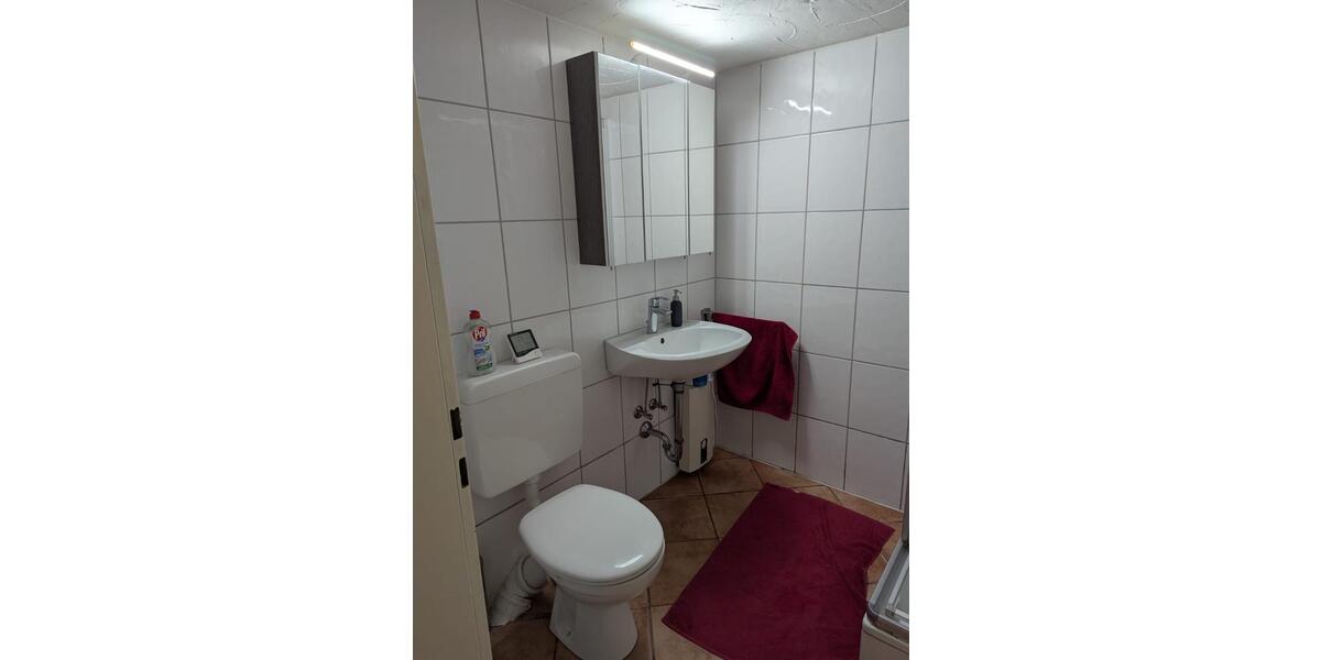 Etagenwohnung Solingen Wald - 1 Zimmer, 36 m&sup2;, 360&euro; | Angebot:26250340