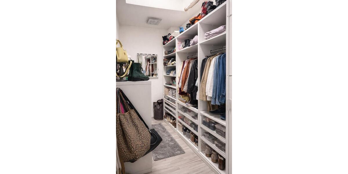 Etagenwohnung Euskirchen Dom-Esch - 2 Zimmer, 77 m&sup2;, 720&euro; | Angebot:25569605