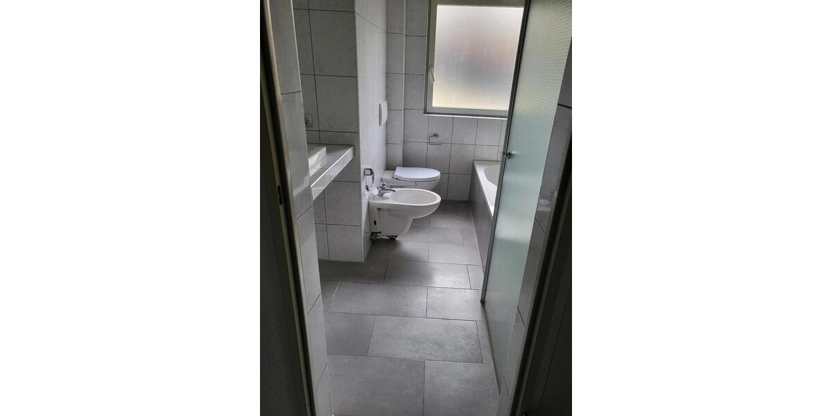 Terrassenwohnung Hürth - 2 Zimmer, 77 m&sup2;, 1.100&euro; | Angebot:26310412
