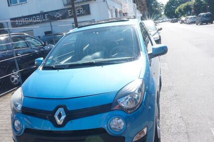 Renault Twingo 177.000 km 2.499 &euro; Köln 51143