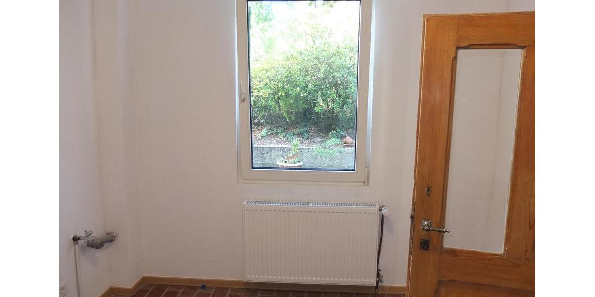 Büro- oder Servicefläche in exponierter Lage von Solingen-Wald! zimmer