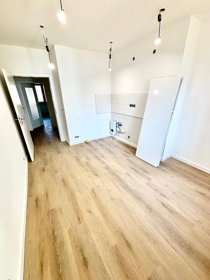 1,5 Zimmer Wohnung mit Küche ab 15.11.2025 zimmer