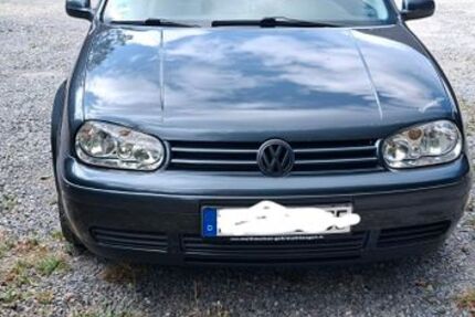 VW Golf 127.000 km 1.950 &euro; Haan 42781