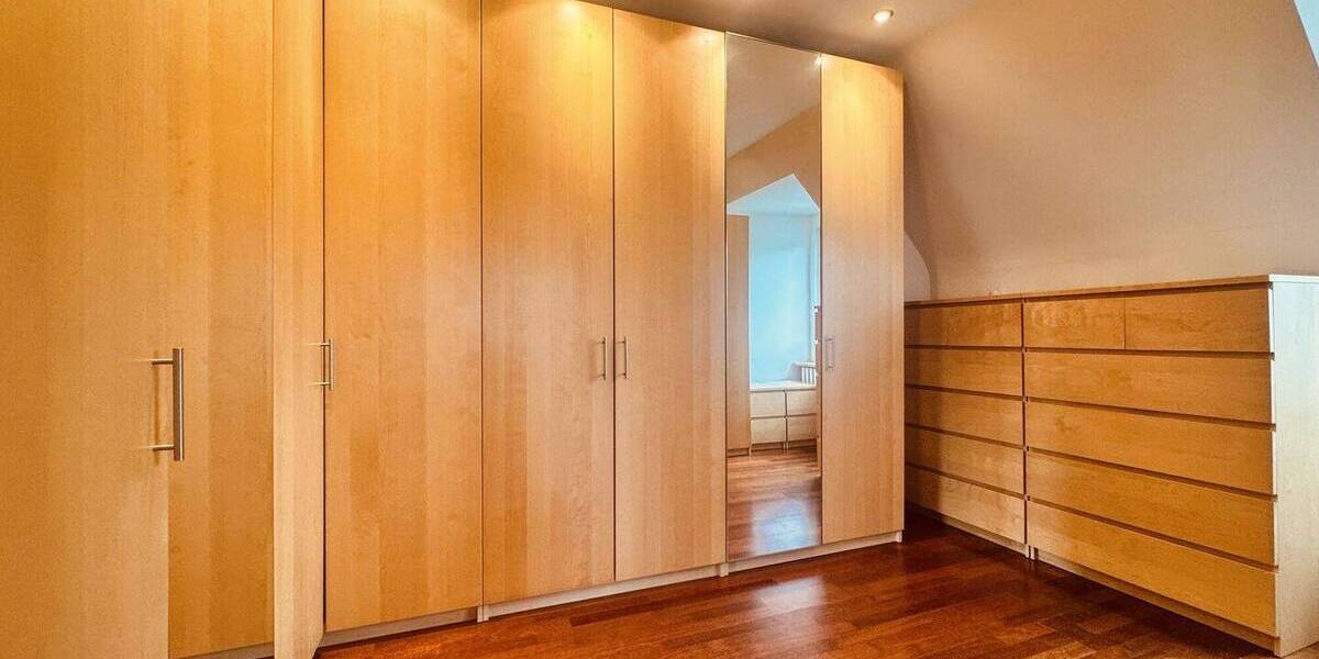 Einfamilienhaus Haan - 5 Zimmer, 200 m&sup2;, 699.000&euro; | Angebot:26080735