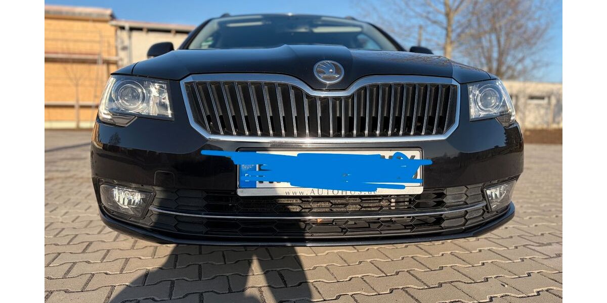 Skoda Superb 120.920 km 13.400 &euro; Bonn 53123