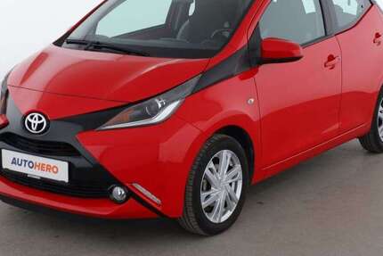 Toyota Aygo 22.927 km 11.470 &euro; Köln 50739