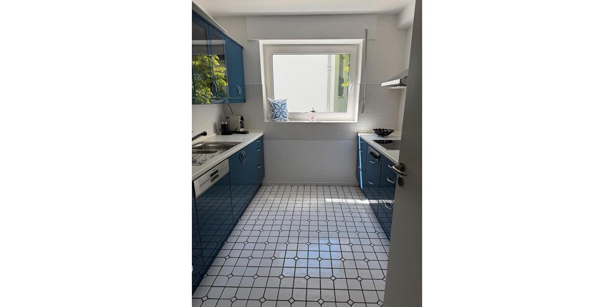 Erdgeschoßwohnung Bergisch Gladbach Gronau - 3 Zimmer, 110 m&sup2;, 1.800&euro; | Angebot:26326053