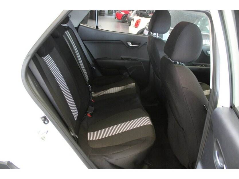 Kia Stonic 1.0 T-GDI 100 OPF Vision 59.374 km 13.980 € Euskirchen 53881