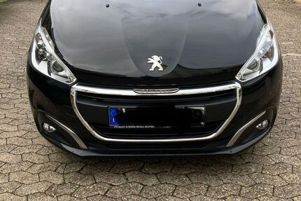 Peugeot 208 106.383 km 7.400 € Bonn 53115