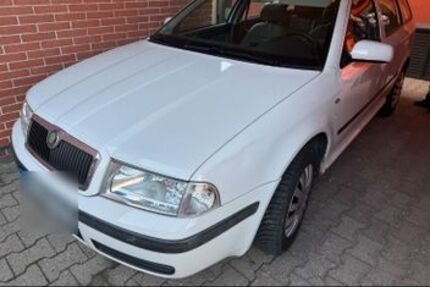 Skoda Octavia 277.000 km 650 &euro; Leverkusen 51371