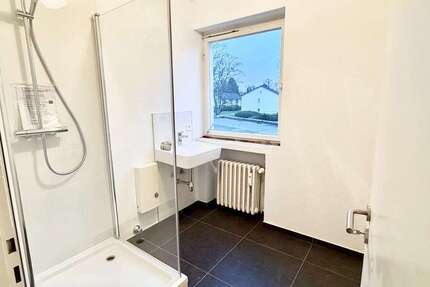 Wohnung zum Kaufen in Bonn Alt-Godesberg 349.000 € 102.3 m² 4 zimmer