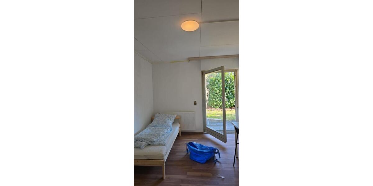 Freistehendes Haus mit 13 Zimmern und großem Garten 14 zimmer