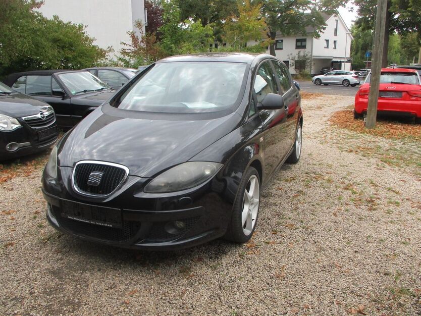 Seat Altea 320.000 km 1.950 € Bonn 53175