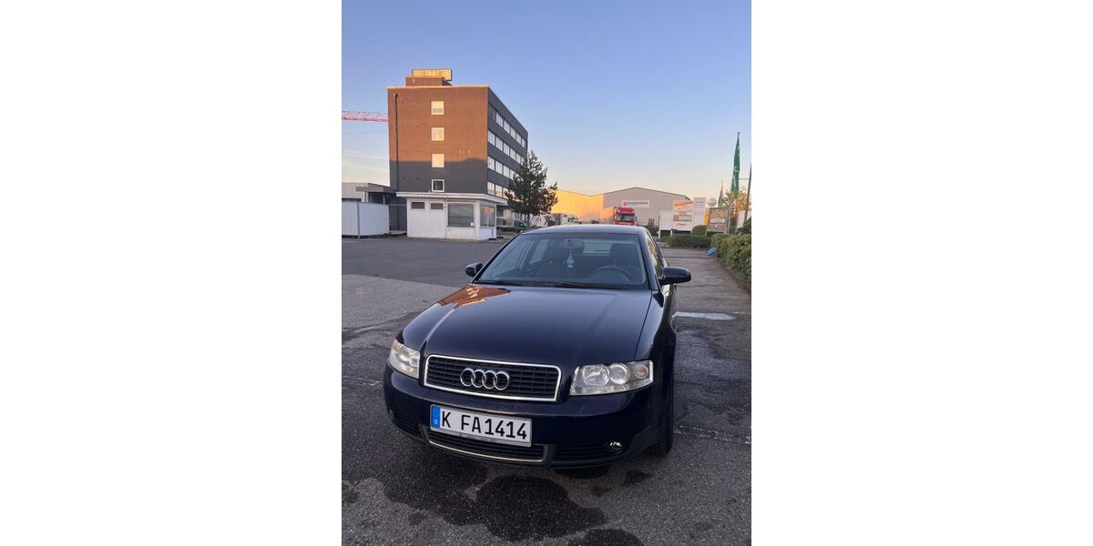 Audi A4 240.000 km 2.500 &euro; Köln 51149