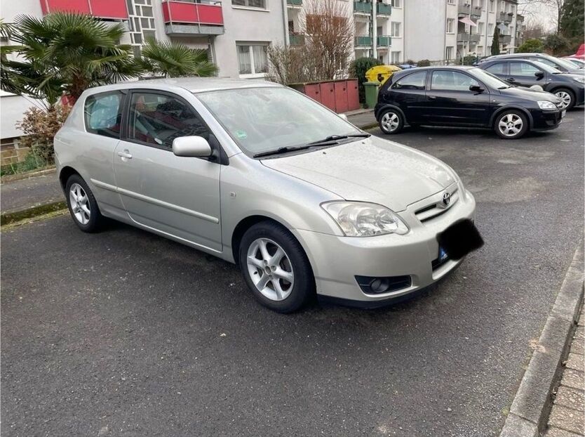 Toyota Corolla 88.200 km 3.600 € Bonn 53175