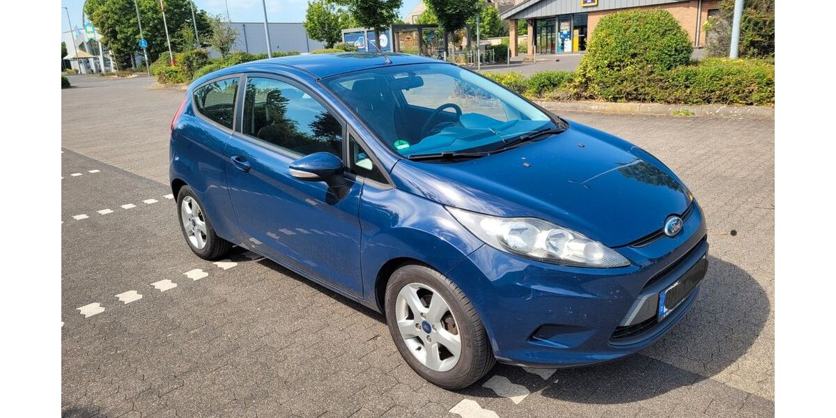Ford Fiesta 89.000 km 5.700 &euro; Hürth 50354
