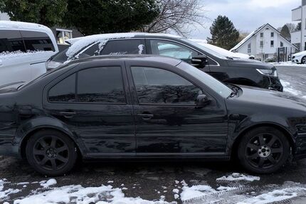 VW Bora 256.000 km 1.200 &euro; Leverkusen 51381