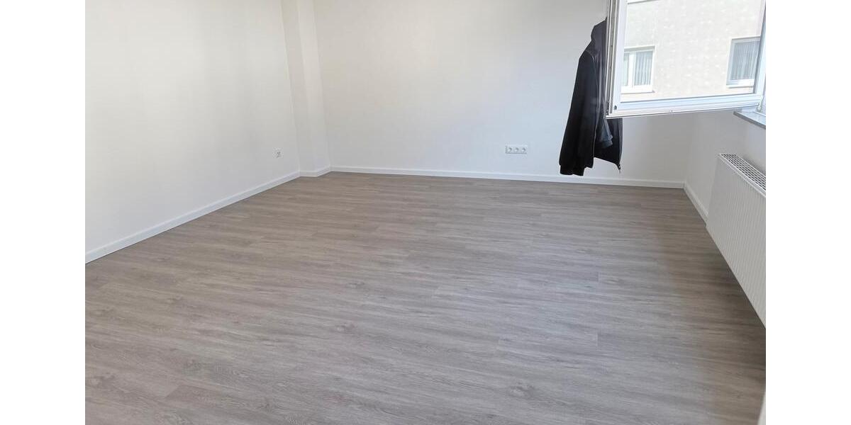 Erdgeschoßwohnung Köln Porz - 4 Zimmer, 74 m&sup2;, 1.300&euro; | Angebot:25407437