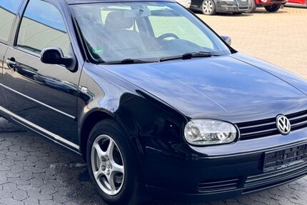 VW Golf 233.230 km 2.950 &euro; Bornheim 53332