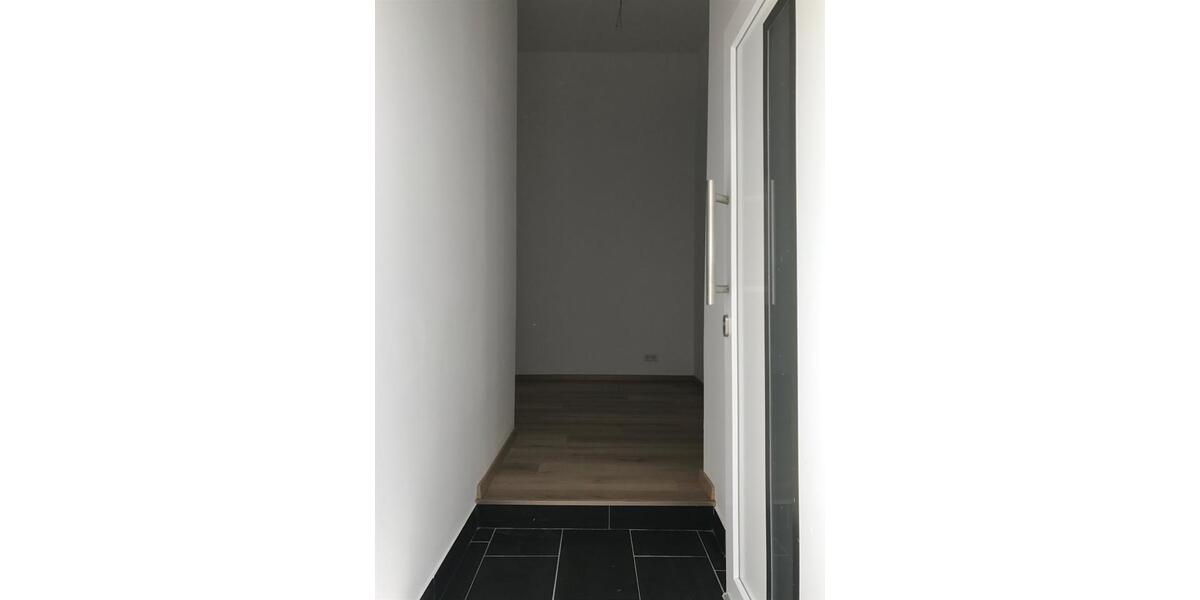 Erdgeschoßwohnung Solingen Höhscheid - 2 Zimmer, 60 m&sup2;, 740&euro; | Angebot:25974594