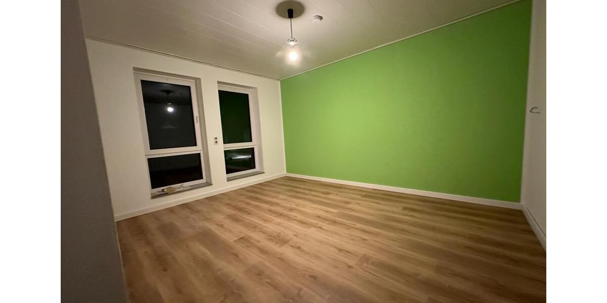 Moderne, barrierefreie EG-Wohnung mit Garten, EBK & Doppelgarage 3 zimmer