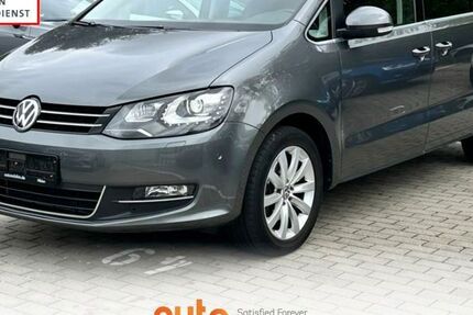 VW Sharan 52.399 km 29.829 € Hilden 40721