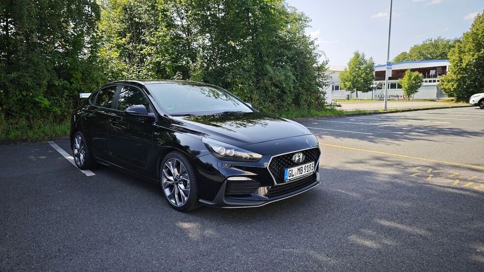 i30